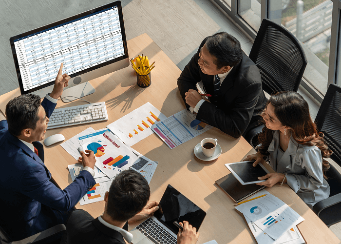 Attract leads with B2B gamification.